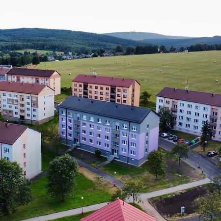 Apartman Kovarska U Klinovce Eksteriør bilde
