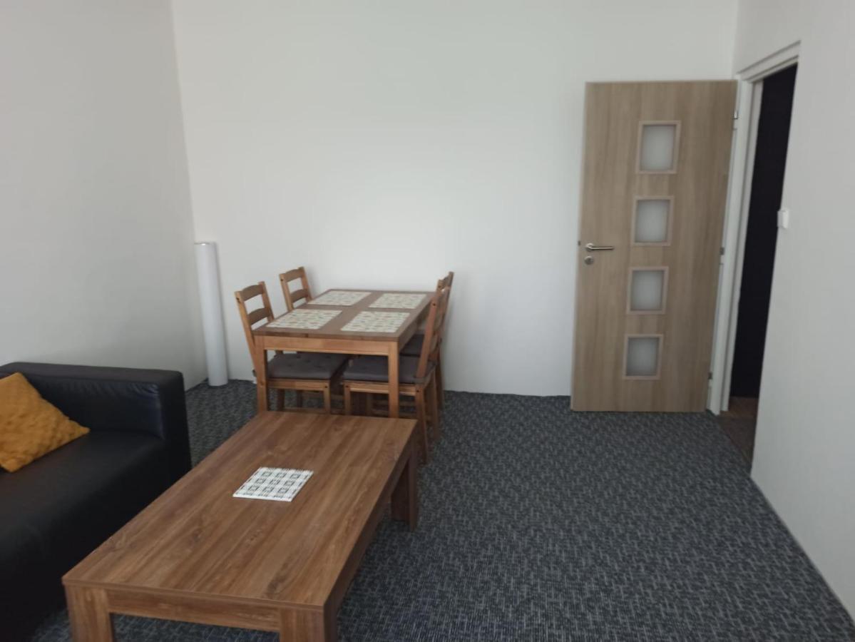 Apartman Kovarska U Klinovce Eksteriør bilde